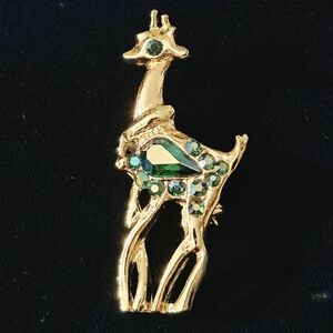 VTG Glodtone Giraffe Brooch Embellished with Emerald Green Rhinestones 1.75"H